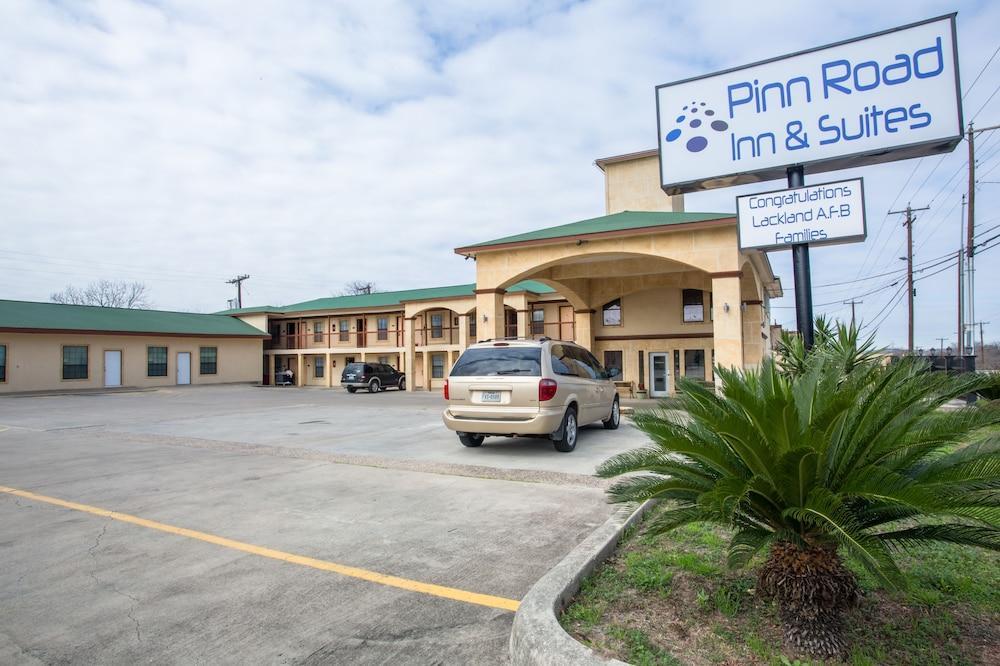 Pinn Road Inn And Suites Lackland Afb And Seaworld San Antonio Exterior photo